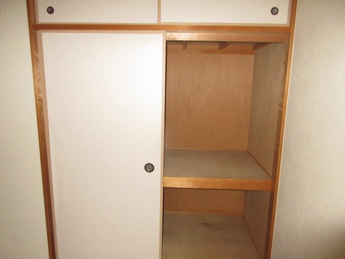 物件内観写真11　(収納)