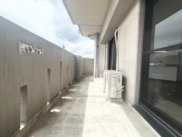 物件内観写真11　(ベランダ・バルコニー)