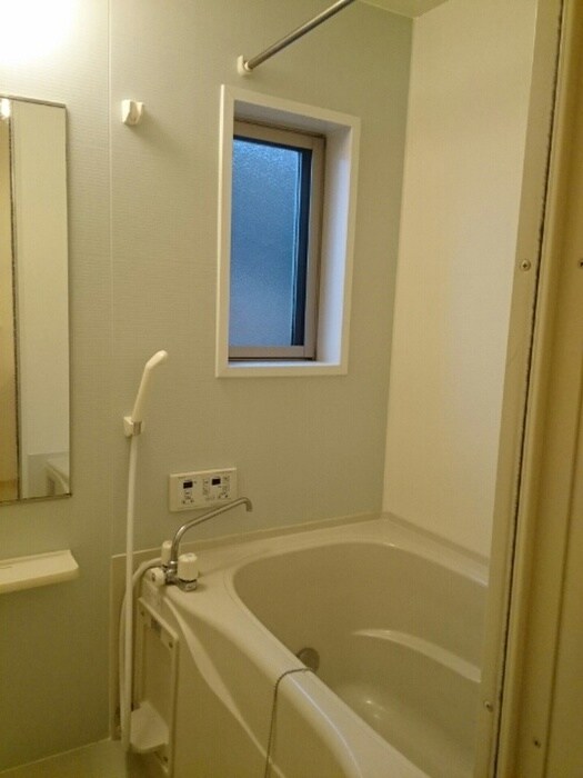 物件内観写真13　(バス／シャワールーム等)