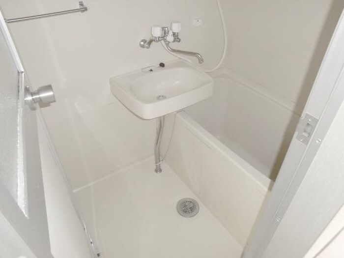 物件内観写真13　(バス／シャワールーム等)