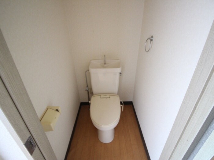 物件内観写真14　(トイレ)