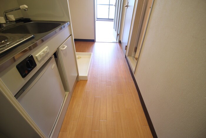 物件内観写真18　(廊下)