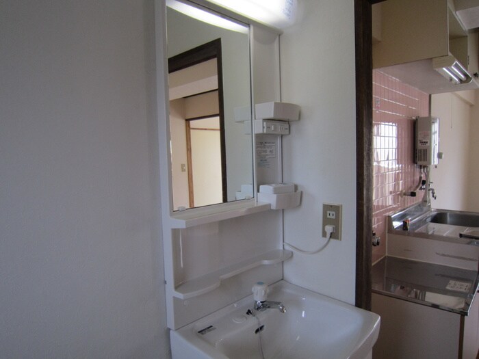 物件内観写真10　(洗面)
