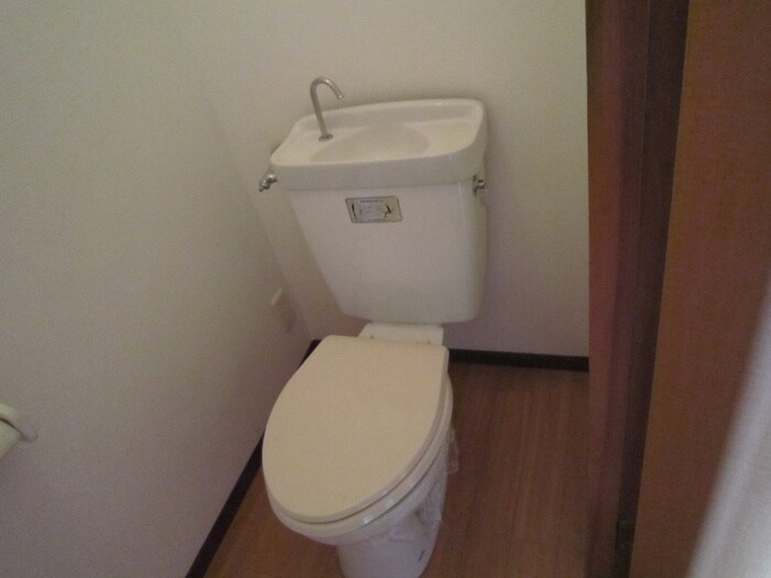 物件内観写真15　(トイレ)