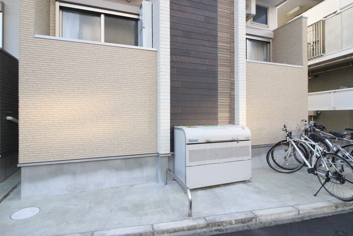 物件外観写真4　(建物設備)