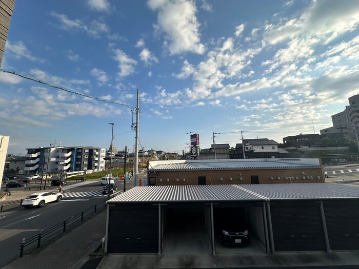 物件内観写真18　(室内からの展望)