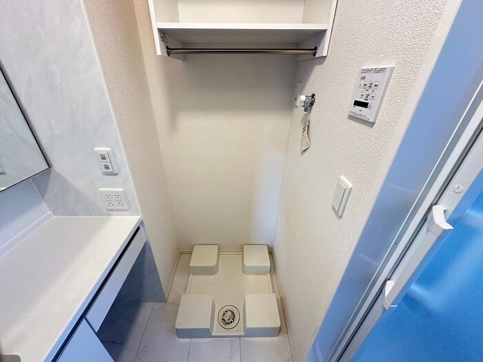 物件内観写真19　(洗濯機置場)