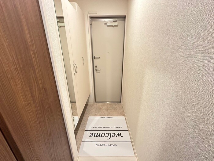 物件内観写真22　(玄関)