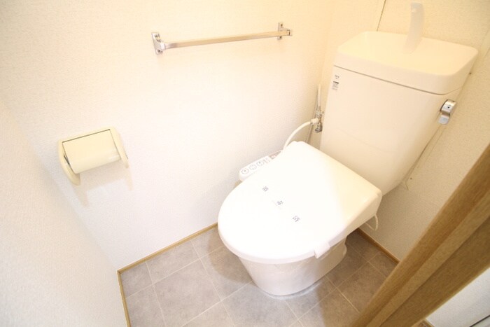 物件内観写真10　(トイレ)