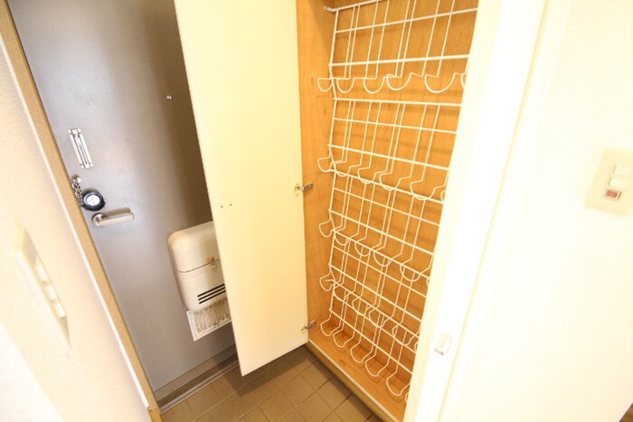 物件内観写真17　(靴箱)