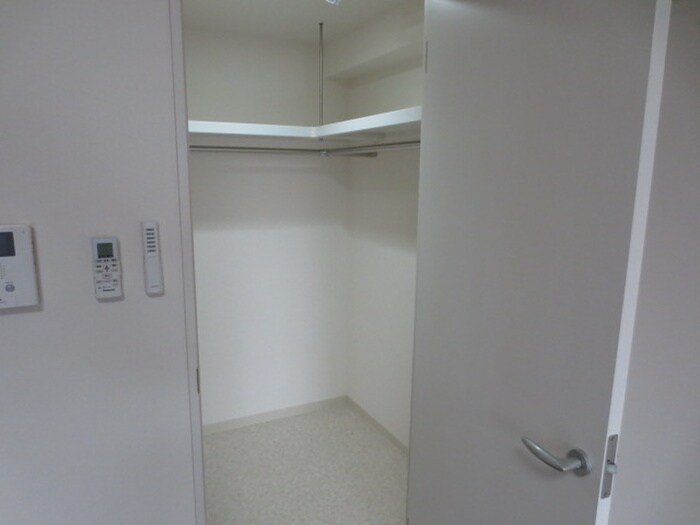 物件内観写真13　(収納)