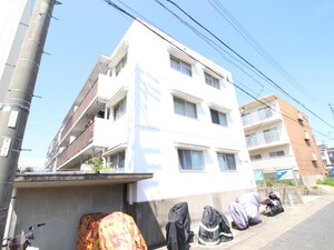 マンション緑黒石Ａ棟外観写真