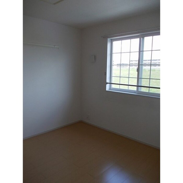 物件内観写真13　(居室)