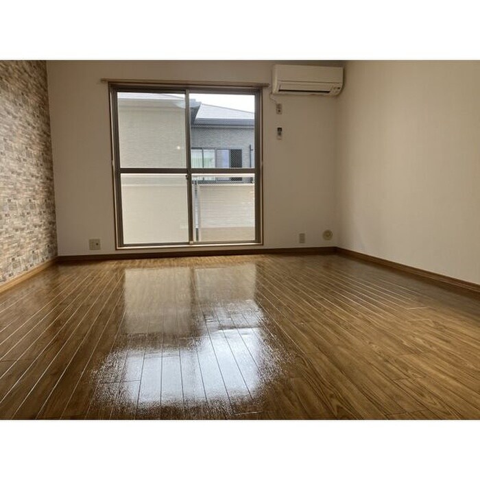 物件内観写真11　(居室)