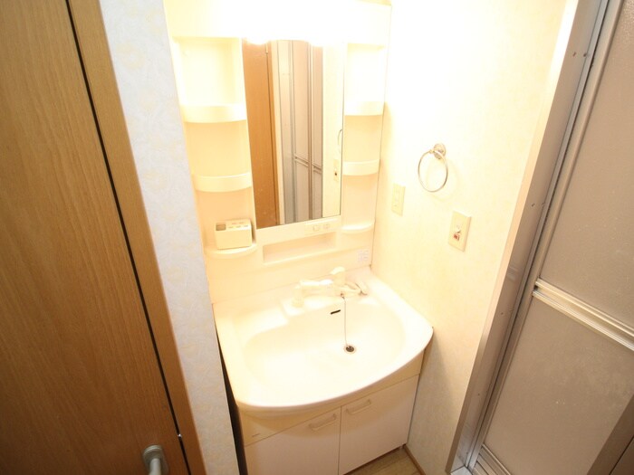 物件内観写真8　(洗面)