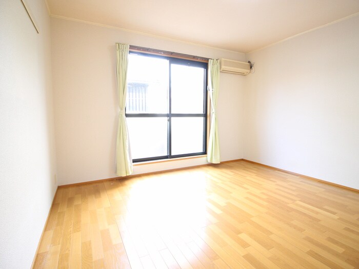 物件内観写真18　(居室)