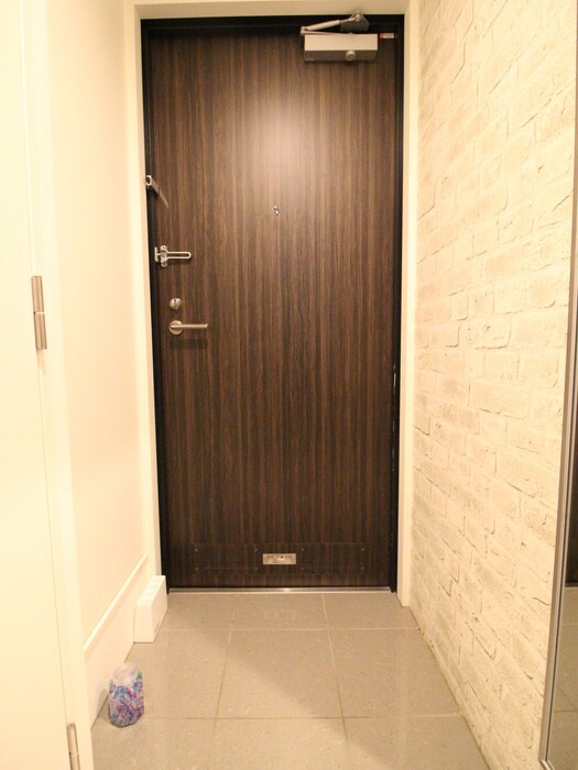 物件内観写真19　(玄関)