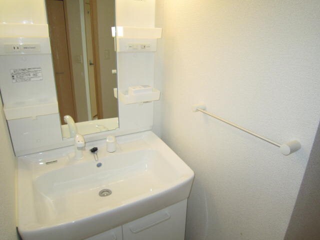 物件内観写真13　(洗面)