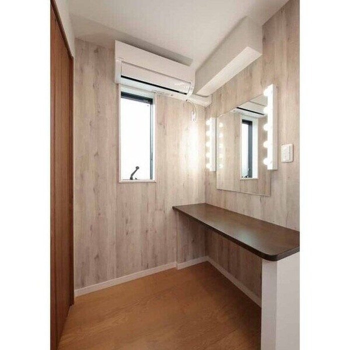 物件内観写真11　(内観写真)