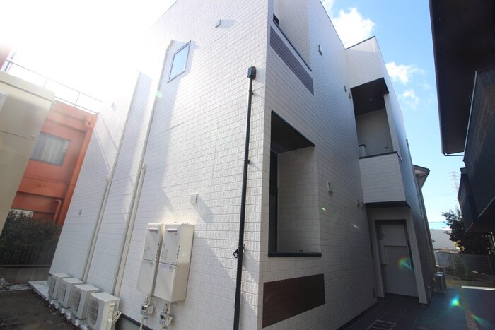 物件外観写真1　(外観写真)