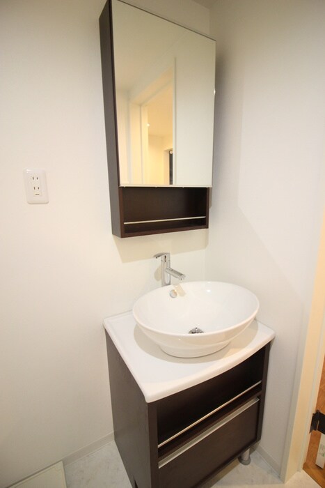 物件内観写真9　(洗面)