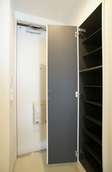 物件内観写真16　(靴箱)