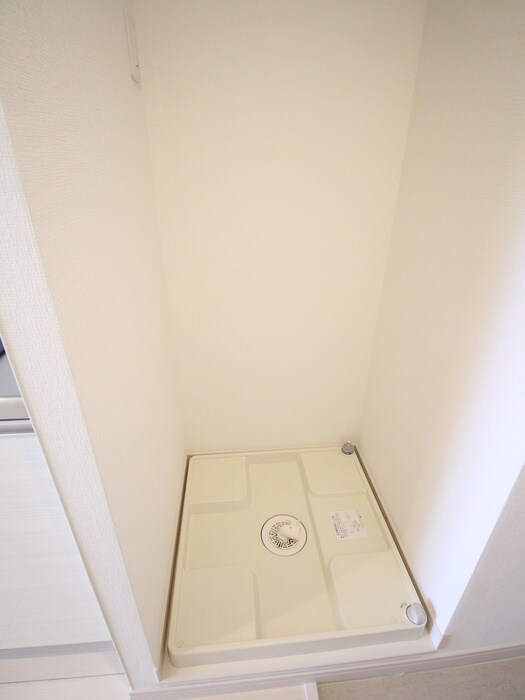 物件内観写真19　(洗濯機置場)