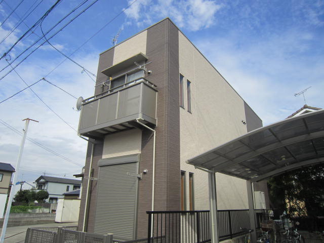 サニーコート三軒