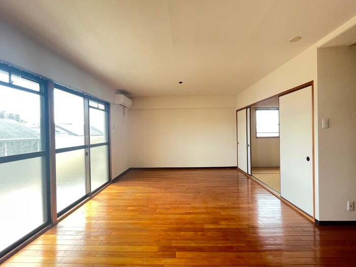 物件内観写真8　(居室)