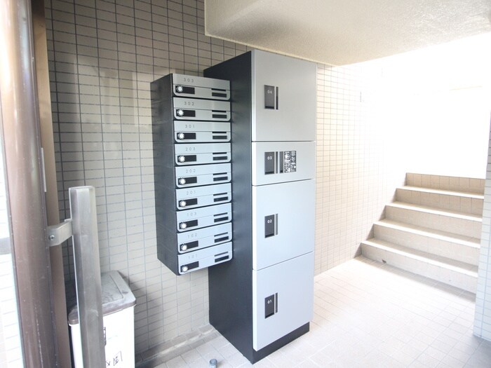 物件外観写真6　(建物設備)