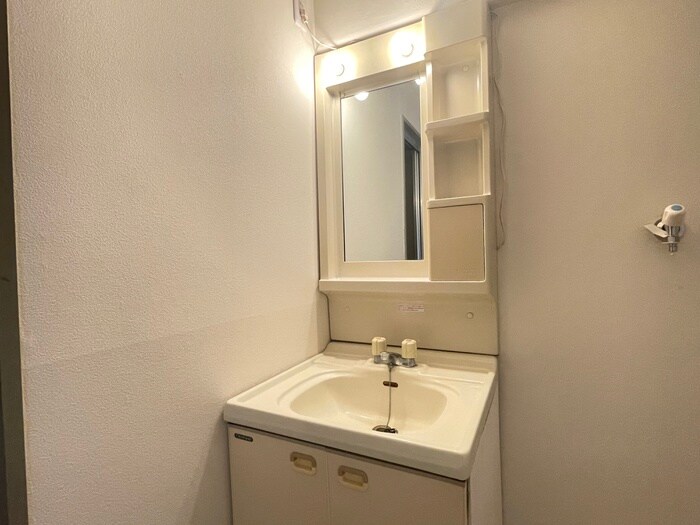 物件内観写真13　(洗面)