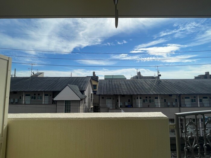 物件内観写真22　(室内からの展望)