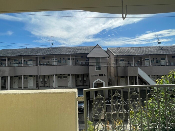 物件内観写真22　(室内からの展望)