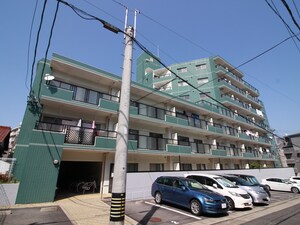 サンハイツ西山　南館外観写真