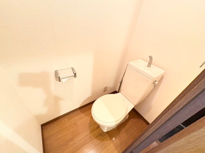 物件内観写真12　(トイレ)