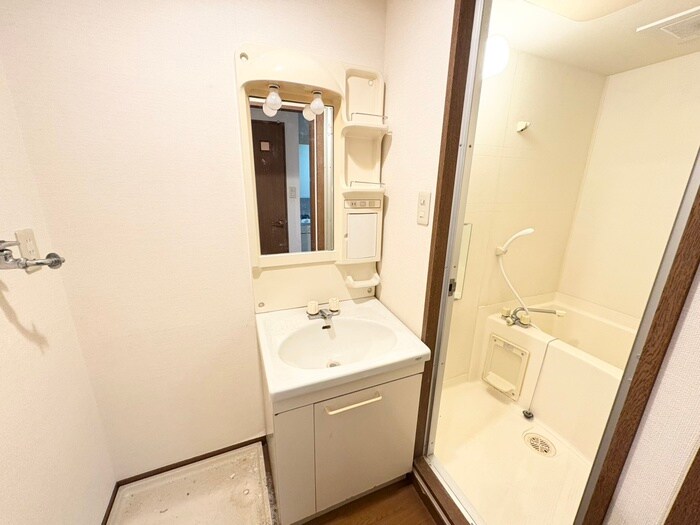 物件内観写真13　(洗面)