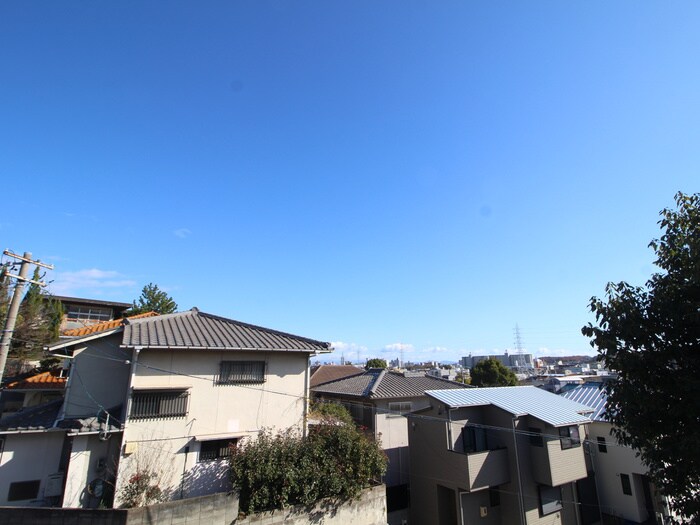 物件内観写真20　(室内からの展望)