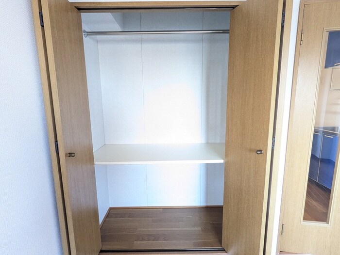 物件内観写真12　(収納)