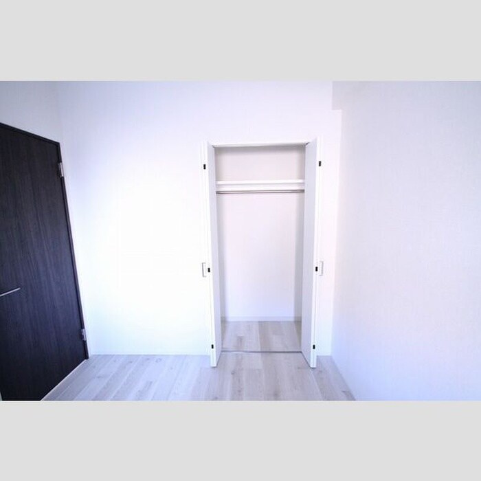 物件内観写真13　(収納)