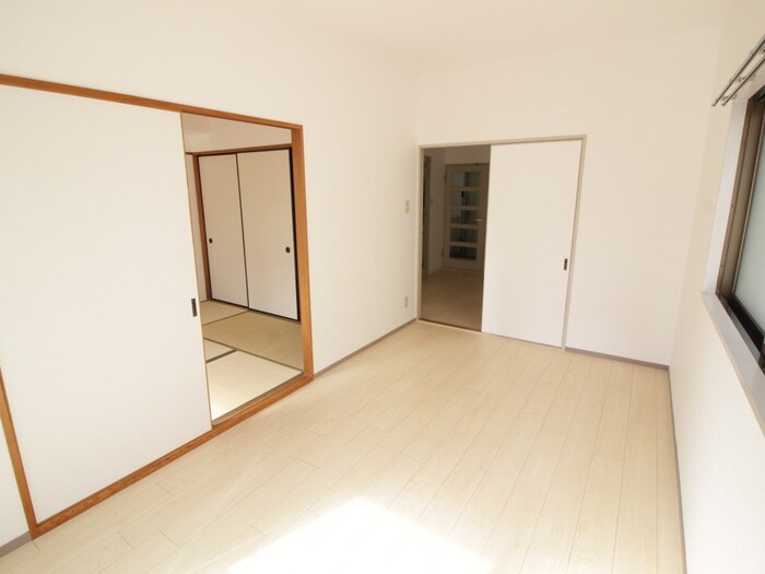 物件内観写真7　(居室)