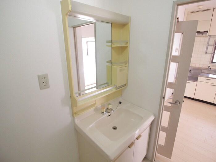 物件内観写真16　(洗面)