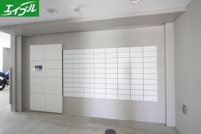 物件外観写真4　(建物設備)