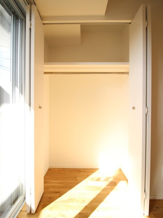 物件内観写真10　(収納)