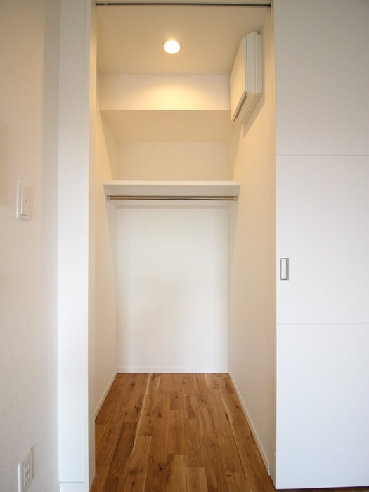 物件内観写真10　(収納)