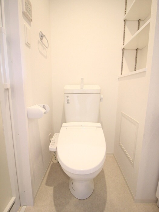 物件内観写真14　(トイレ)