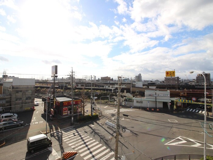 物件内観写真16　(室内からの展望)