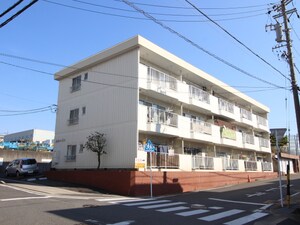 カネハイツ外観写真