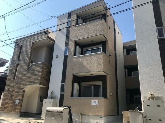 物件外観写真1　(外観写真)