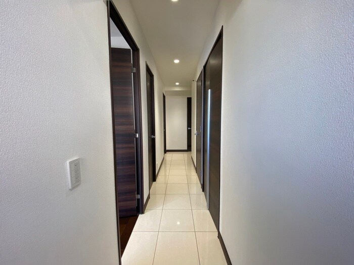 物件内観写真17　(廊下)