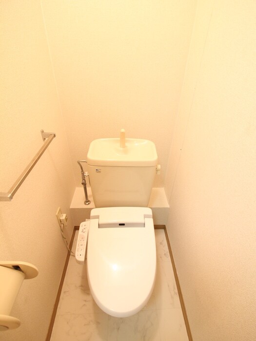 物件内観写真13　(トイレ)